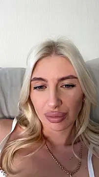 Mia_RoxieのライブXXXチャット