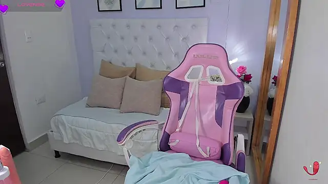 Chatroom XXX en direct de kitty_kayo