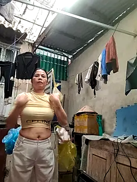 Basanis68 Live XXX Chat