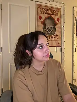 Živý XXX chat CharmingMaddie