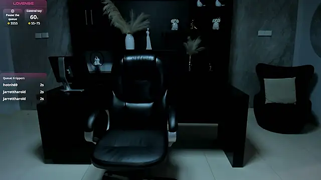 دردشة MilaColeman الجنسية المباشرة