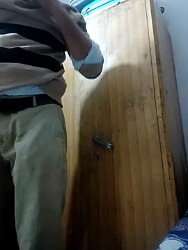 vardh033's Webcam Show