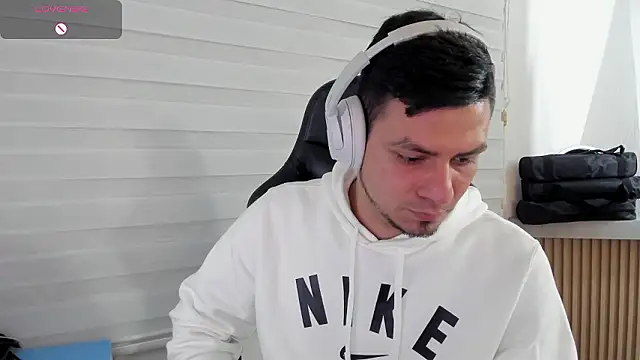 Rick_Adams' Live XXX Chat