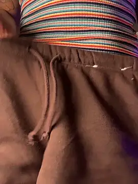 Your_Paris' Live XXX Chat