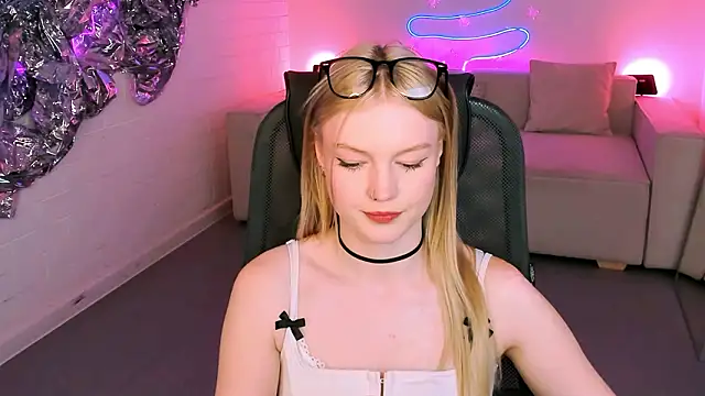 Chatroom XXX en direct de GraceGlamour