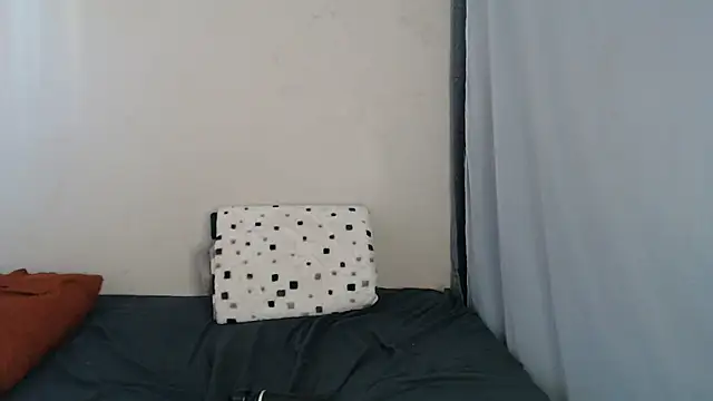 babydoll1505 Adlı Modelin Canlı XXX Sohbeti