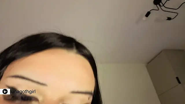 IamLuna2006's Live XXX Chat