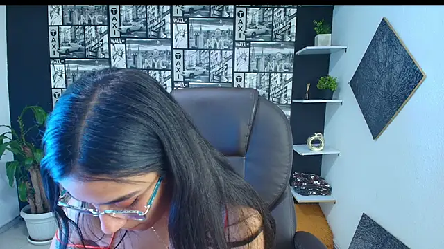 DanielaMonroe's Live XXX Chat