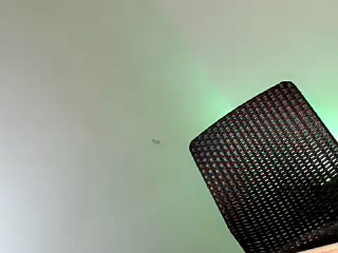 your_hottest_kim Show in webcam