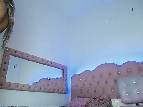 XXX chat uživo modela Sussan_cooper