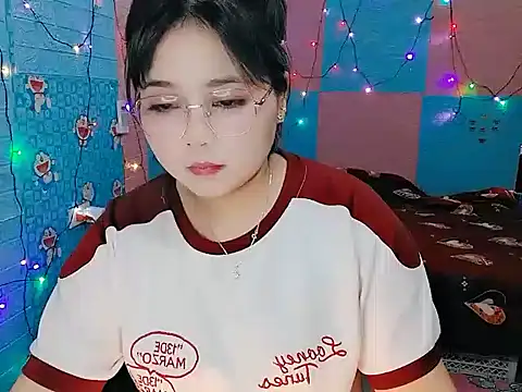 Chatroom XXX en direct de Lylu007