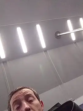 openlegsforyou Chat XXX in diretta