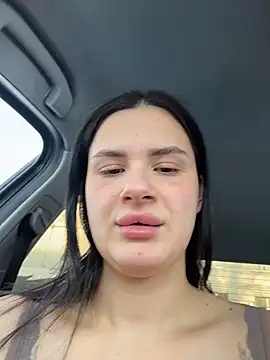 MiraReach's Live XXX Chat