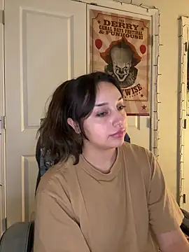 CharmingMaddie: απευθείας συνομιλία ΧΧΧ