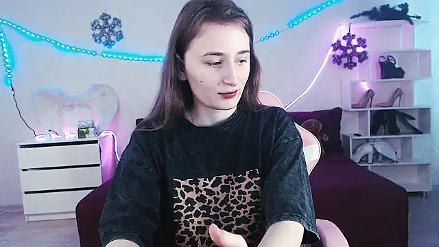 AliceGlorious' Live XXX Chat