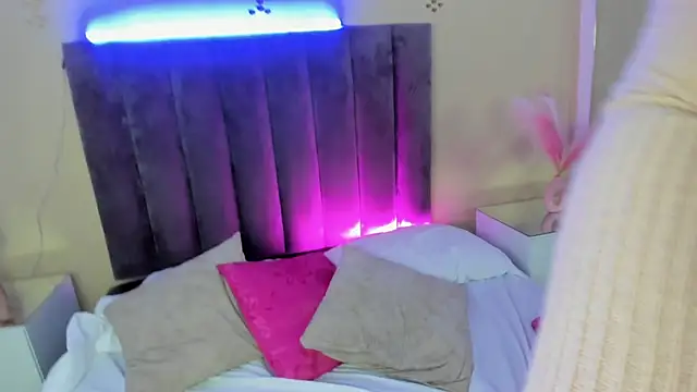 Chat XXX en directo de Sweet_Rosee_