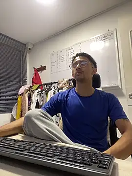 charlie_bass Webcamshow