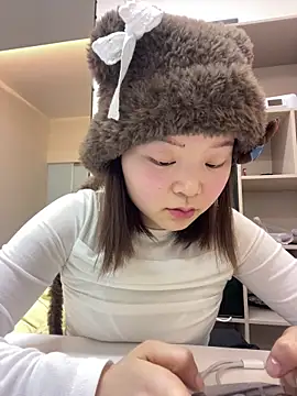 DMG-41 Chat XXX live