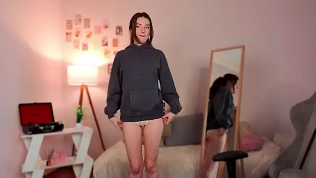 ssandralovin's Live XXX Chat