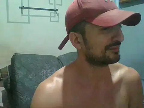 tanobighorse's Live XXX Chat