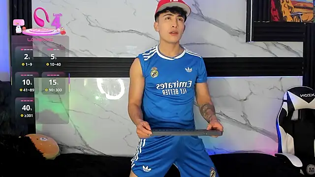 Saimonvela's Live XXX Chat