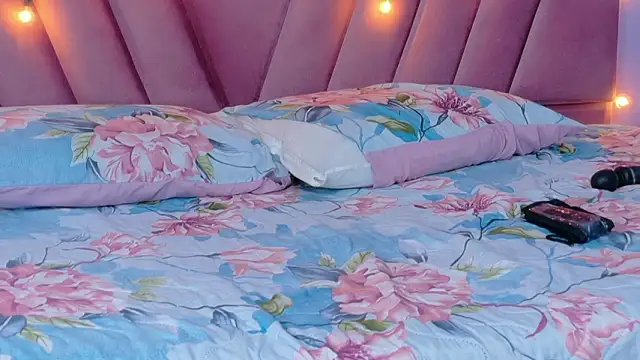 Czat XXX na żywo – kinkylittlegirll