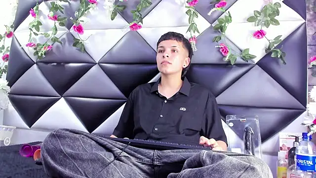 Czat XXX na żywo – Megan_Thompson_