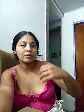 Chat +18 de Zaira_xxx ao vivo