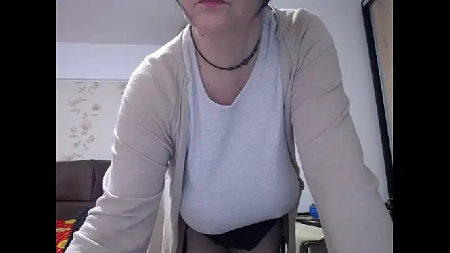 Mary_x Chat XXX live