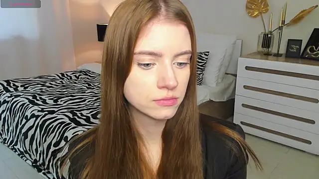 Erica_Kiss' Live XXX Chat