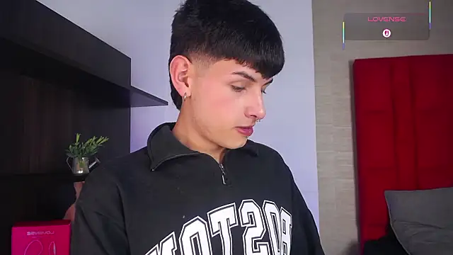 Ezra_Storm Live XXX-chat