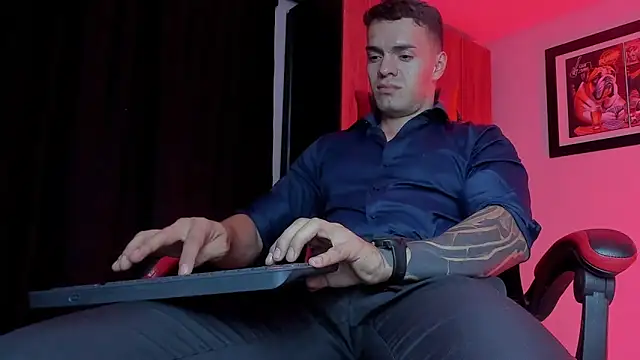 Živý XXX chat ALPHA_DOMINUS_