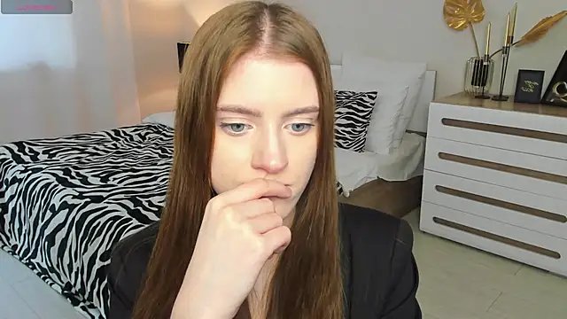 Erica_KissのライブXXXチャット