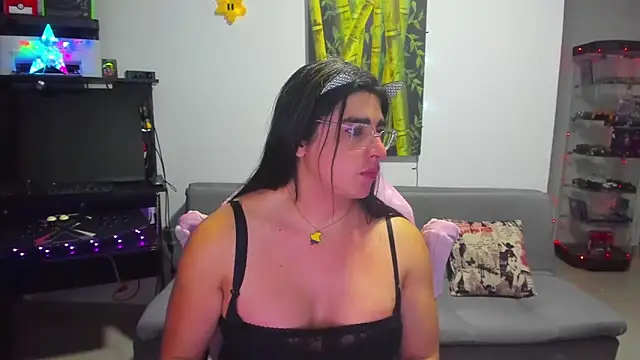 Khalifa_Gold Webcam show