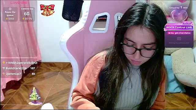 Maggie_Fox3 élő XXX-chatje