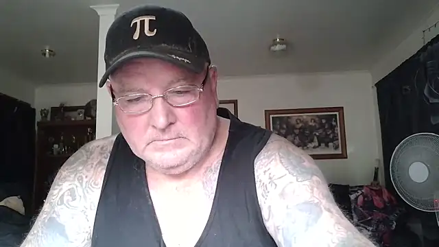 KINKYBLUEYES69 élő XXX-chatje