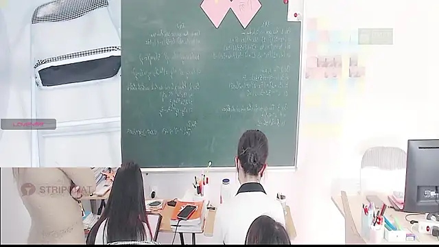 แชท XXX สดของ _Math_