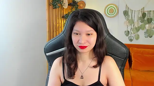 SaraDenars Chat XXX live