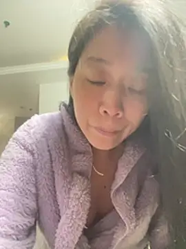 xiangxiang-love Live XXX-chat