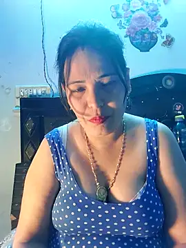 Živý XXX chat Poojabhabi101