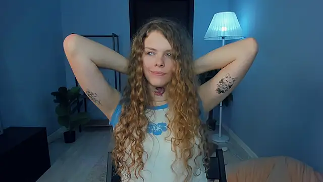 RayaNenlia – Naživo XXX chat