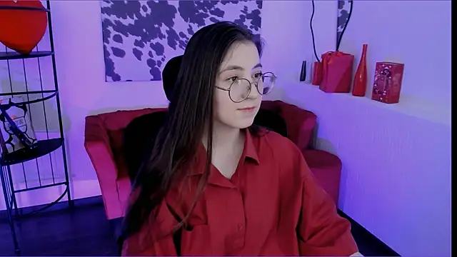 VirtuallVoyant's Live XXX Chat