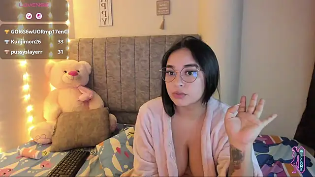 دردشة SaraCrow الجنسية المباشرة