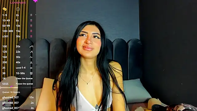 Nicolette_ks_ Obrolan Langsung XXX