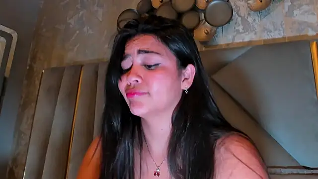 KimDevinne Chat XXX in diretta