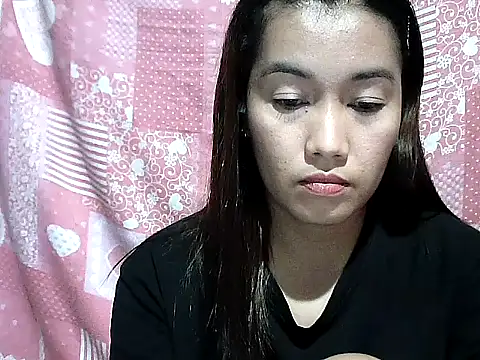 دردشة CreamyPussy30 الجنسية المباشرة