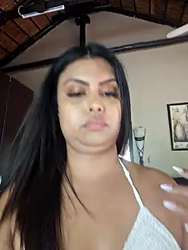 Chatroom XXX en direct de Indian_GlowingMiax