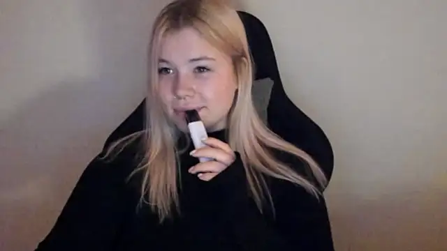 Lulu_Di's Live XXX Chat