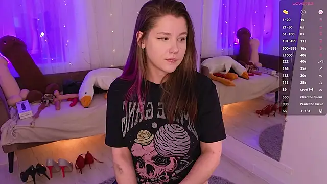 Mira_Falls' Live XXX Chat