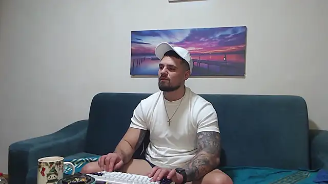 Tiberius_hunk Chat XXX in diretta